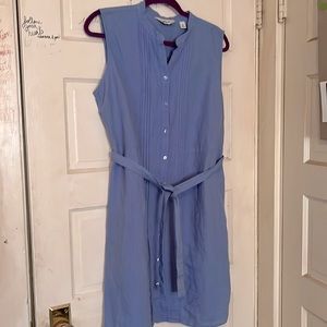 Sleeveless linen dress